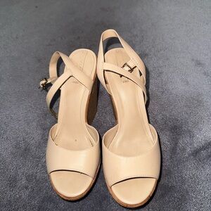 Elegant Beige Women's Sandals